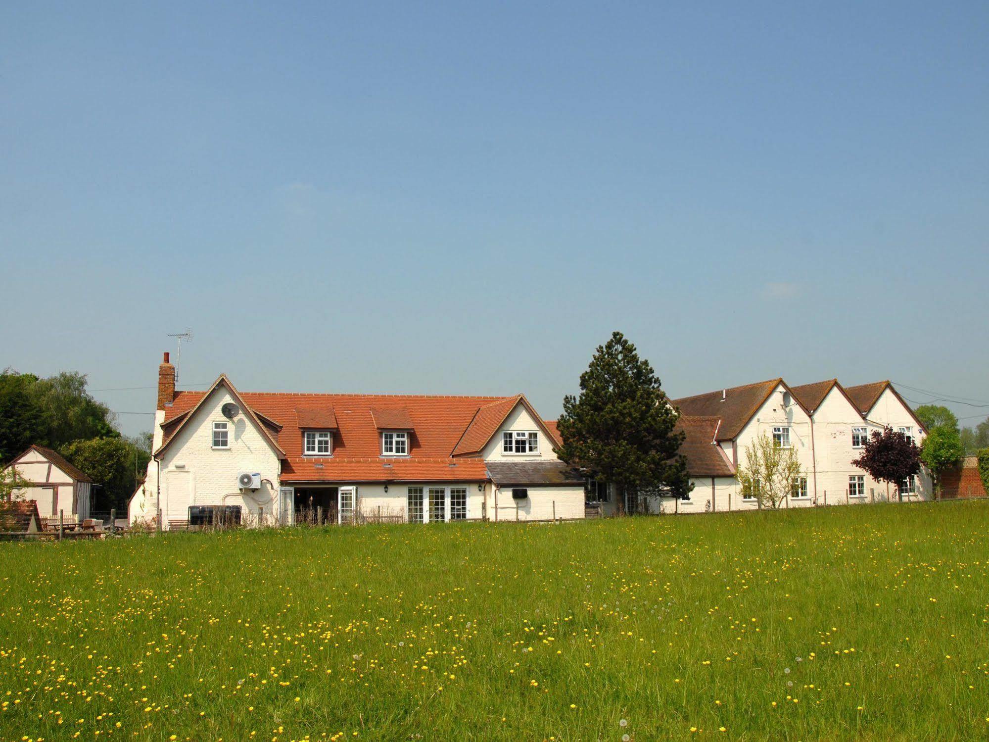 The Peacock Country Inn Chinnor Exterior photo